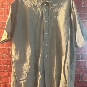 Wrangler Olive Green Short Sleeve Button-Down Shirt XL (Rm81)